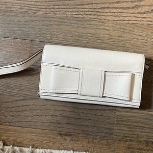 Authentic Kate Spade Ivory Leather Wristlet Wallet